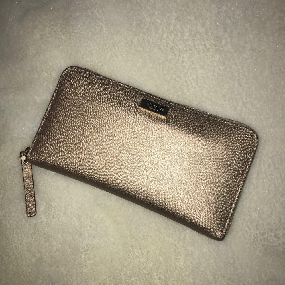 Kate Spade Rose Gold Wallet